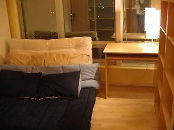 Mondeliving City Condo Vancouver Canada