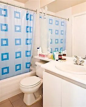 Mondeliving City Condo Vancouver Hotel